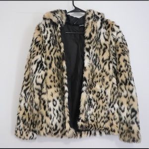 Faux fur cheetah jacket!!!
